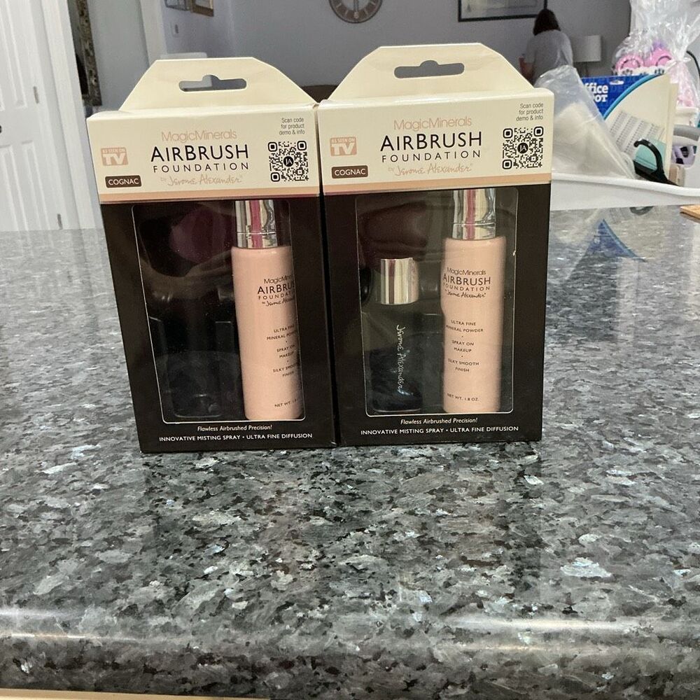 2 Boxes of MagicMinerals Airbrush Foundation by Jerome Alexander – COGNAC Shade